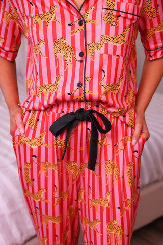 Savanna Soirée Ruffle Pajama Set: Pink/Black / 2XL