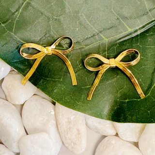 Blair Herringbone Chain Bow Earrings