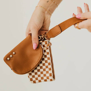 Wonderlust Woven Dual Pouch Wristlet: Black Checkered