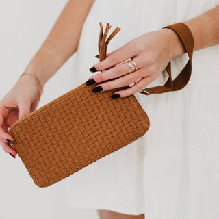 Emma Woven Clutch Wristlet: Checkered Brown